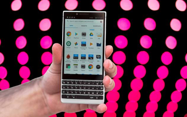 Huawei_acquires_90_patients_from_blackberry-techweu