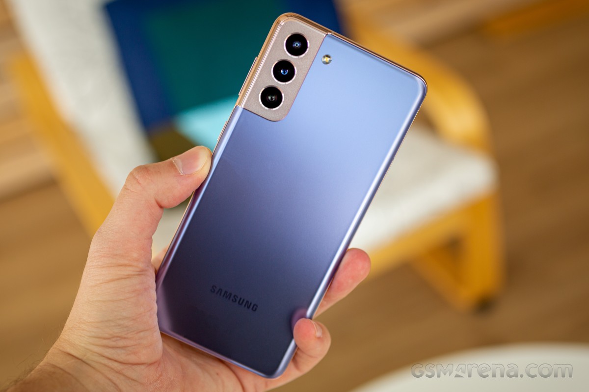 IP Webcam screen captures: 480p - News 21 02 Android Webcam App Test review