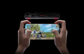 Shoulder triggers with 500 Hz touch sampling rate
