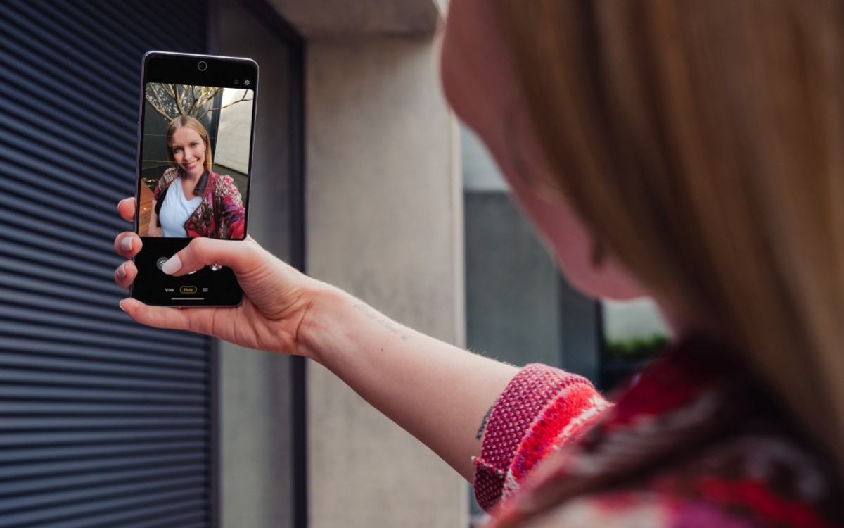 Motorola Edge 30 Pro is official with Snapdragon 8 Gen 1 and 68W fast charging