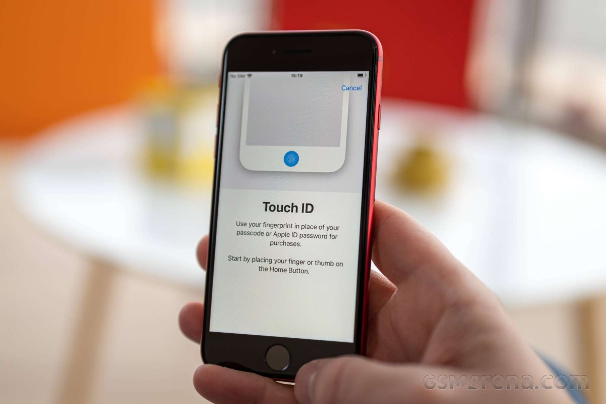 Apple iPhone SE (2022) in for review