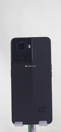 OnePlus Ace in live photos