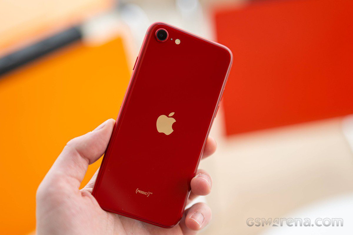 Apple looking to diversify its memory chip supply chain