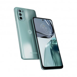 Moto G62 5G in Graphite and Green