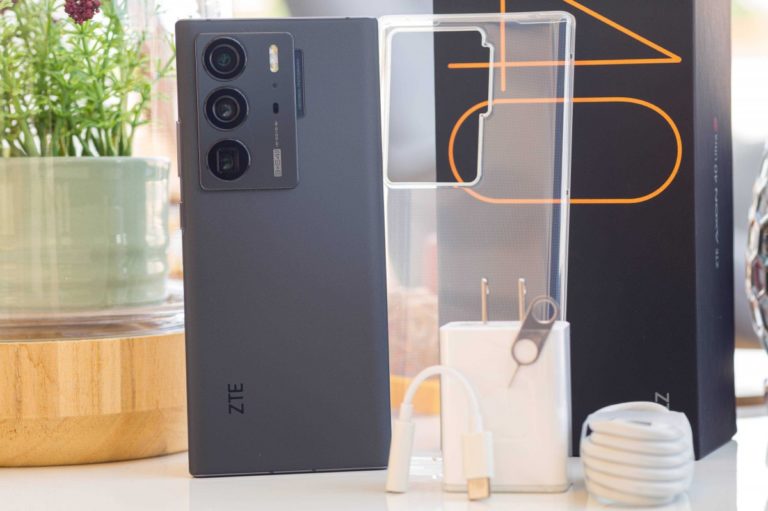 ZTE Axon 40 Ultra in for review
-Techweu