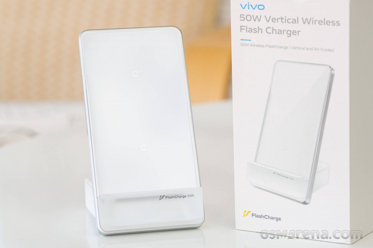 Weekend filler: vivo 50W Wireless Flash Charger test
