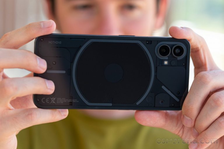 A Nothing Phone (1) Lite may be on the way
-Techweu