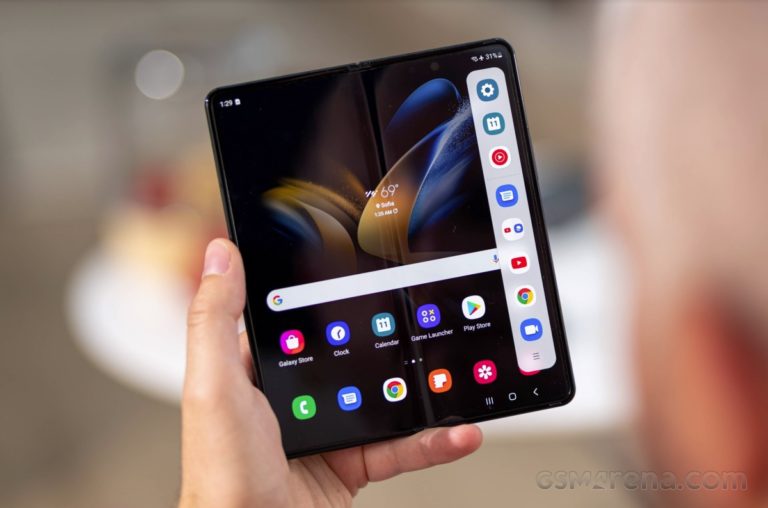 Samsung Galaxy Z Fold4 survives durability tests
-Techweu