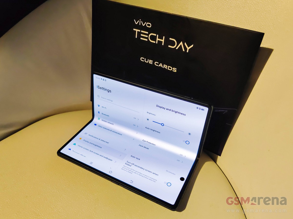 vivo X Fold hands-on