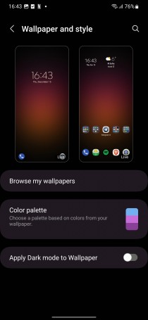 Customization options and wallpapers