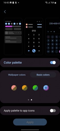 Customization options and wallpapers